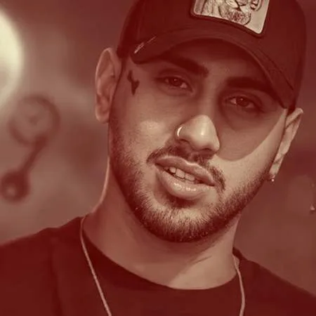 شنیدم برات کلی گل گرفته